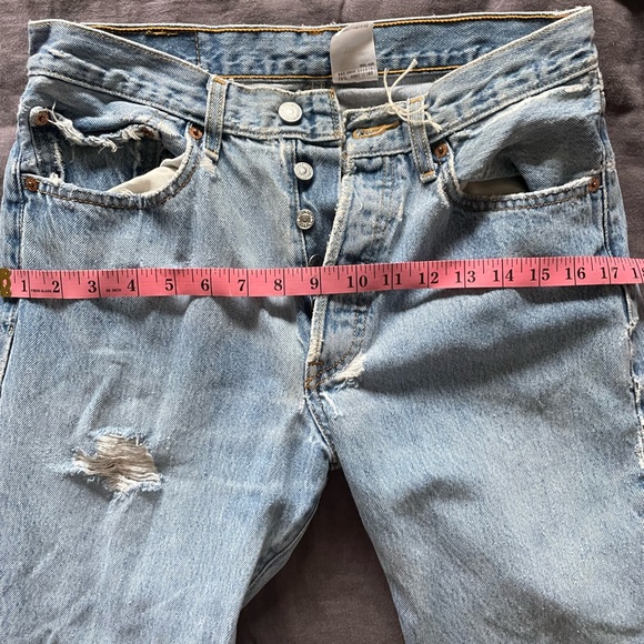 Distressed Vintage Levi’s 501 - Picture 6 of 7